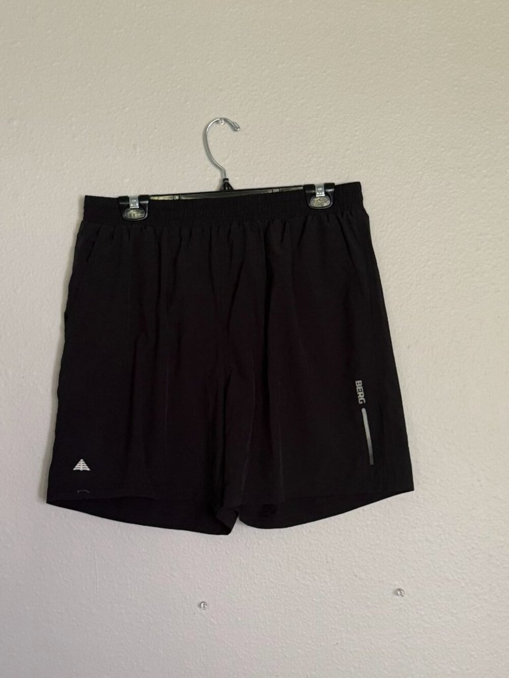 Berg Outdoor Men's Black Athletic Trail Running Shorts - Size XL